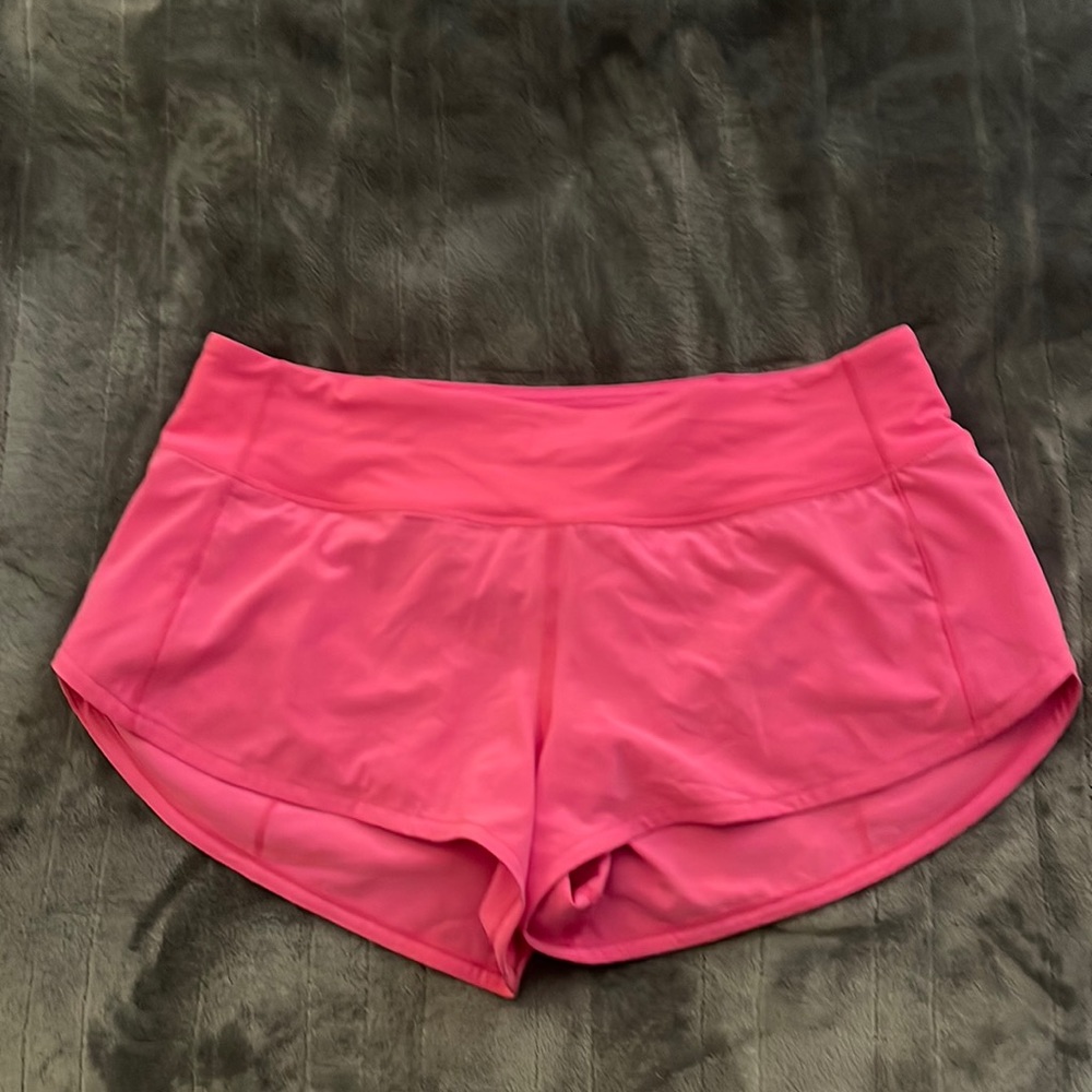 Lululemon hot pink speed up shorts 2.5 size 6